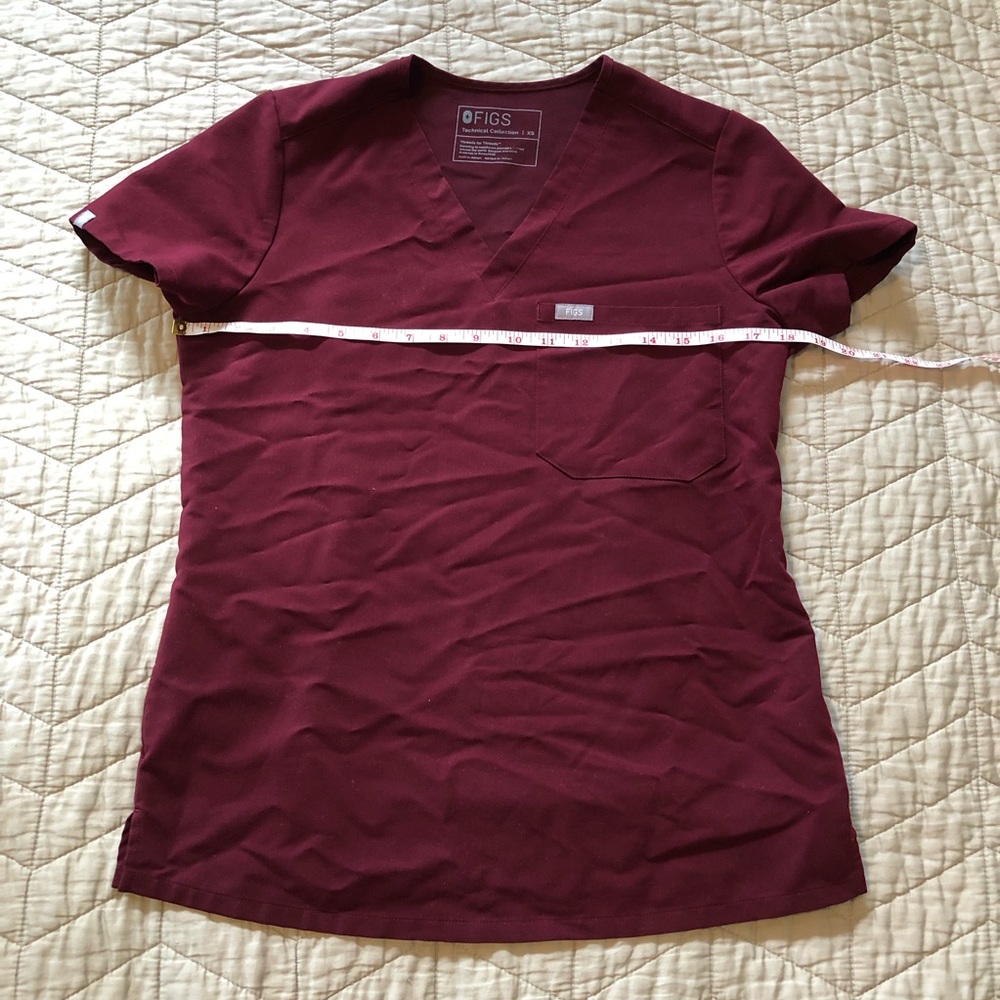 FIGS scrub top